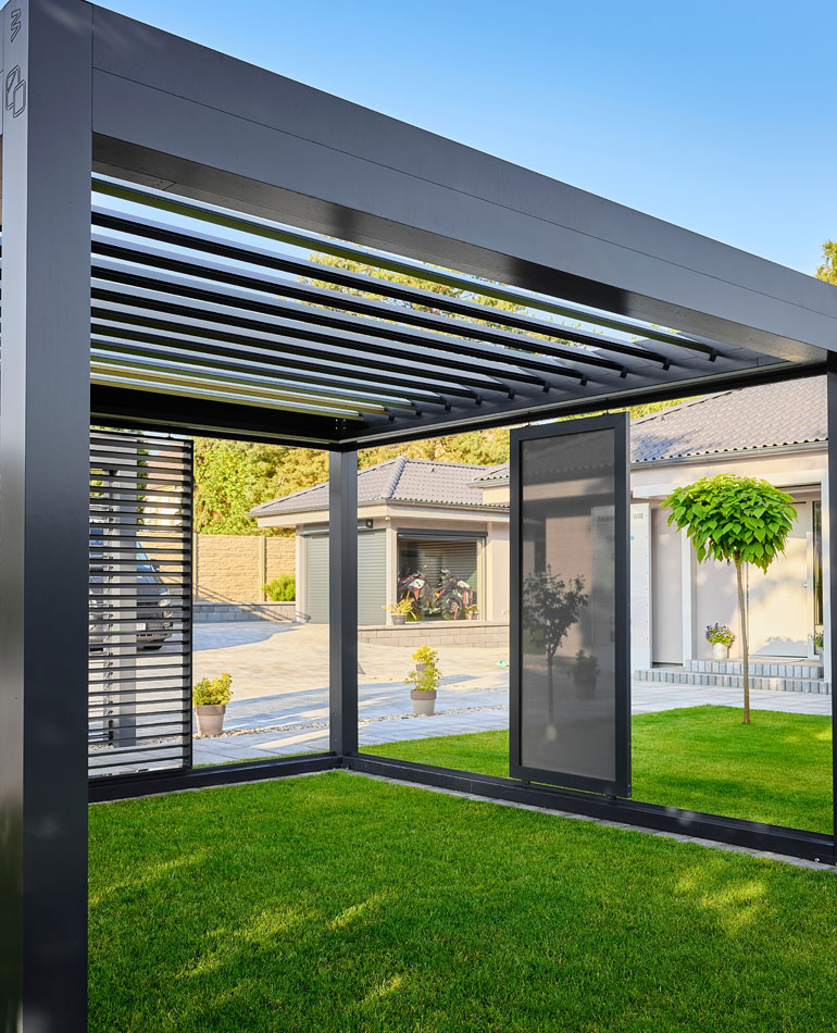 Βιοκλιματικές Πέργκολες: Η Έξυπνη Σκίαση με Σεβασμό στο Περιβάλλον